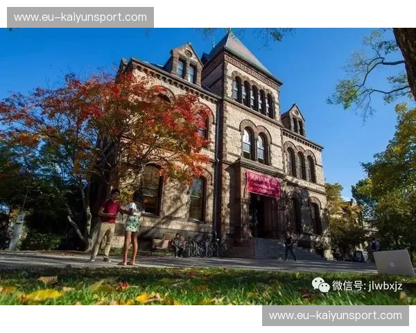 耶鲁vs哈佛：当权力的游戏遇上灵魂的浪漫，你选哪一种极致？